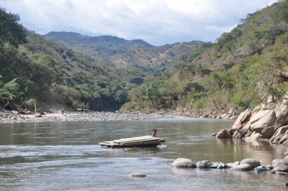 A magnífica paisagem do interior da Guatemala no caminho para Cobán